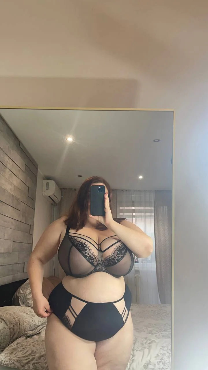 Vanessa in a black lace outfit